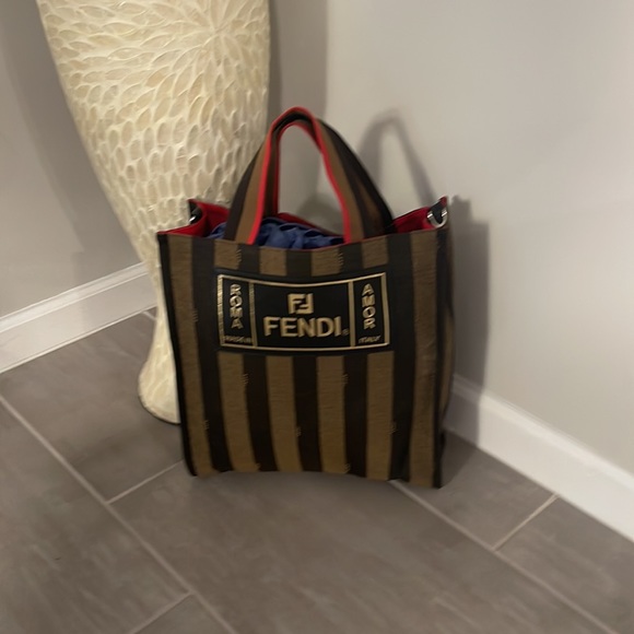 Authentic Fendi Pequin striped bag. This can be unisex - Picture 9 of 13